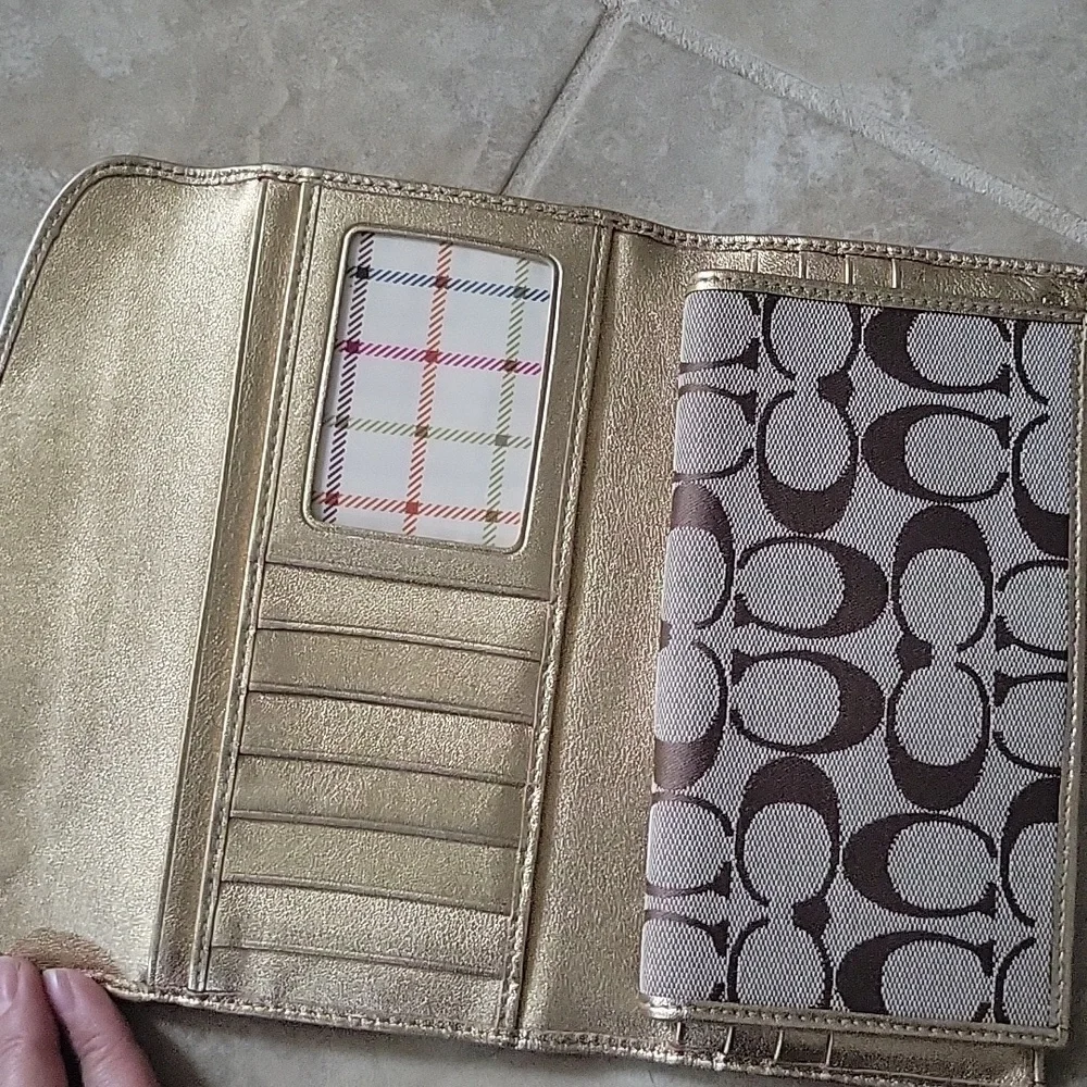 Vintage Coach Y2K Soho Metallic Gold Signature Buckle Slim Envelope Wallet Set